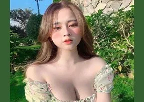 Cô gái xinh đẹp Diệu Linh thích nện nhau.